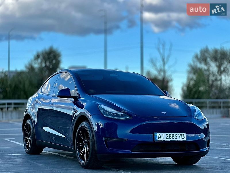Внедорожник / Кроссовер Tesla Model Y 2021 в Киеве