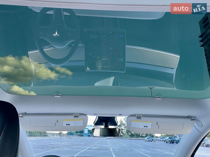 Внедорожник / Кроссовер Tesla Model Y 2021 в Киеве