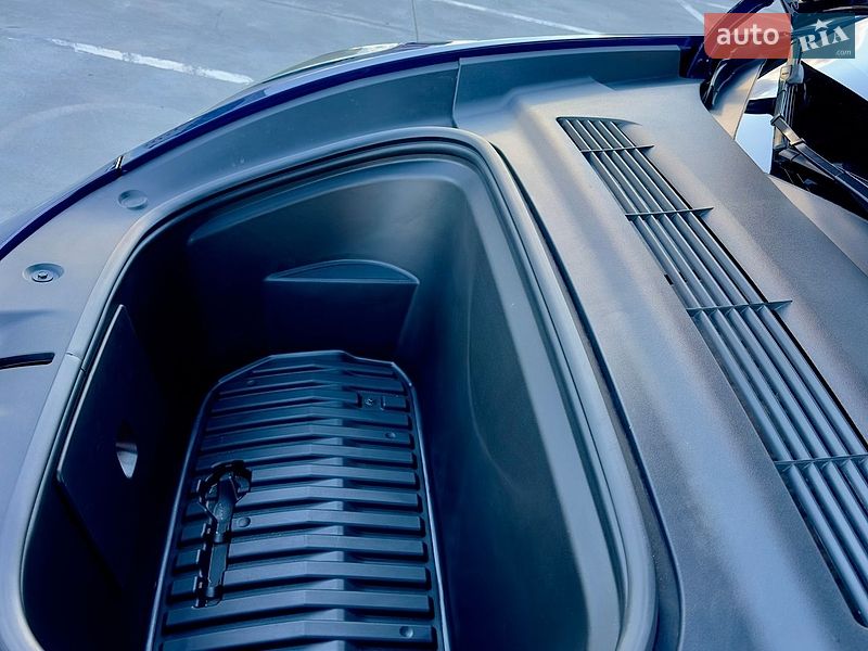 Внедорожник / Кроссовер Tesla Model Y 2021 в Киеве
