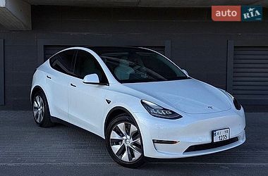 Позашляховик / Кросовер Tesla Model Y 2022 в Львові