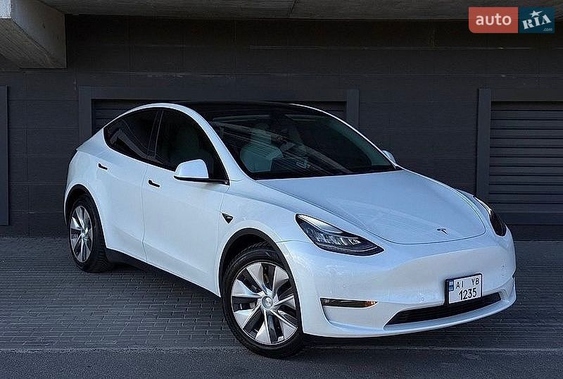Tesla Model Y 2022