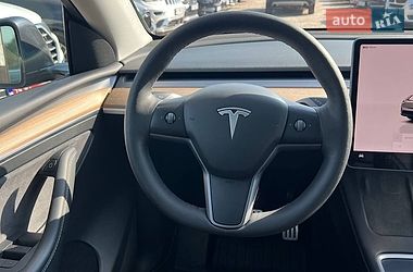 Позашляховик / Кросовер Tesla Model Y 2023 в Полтаві