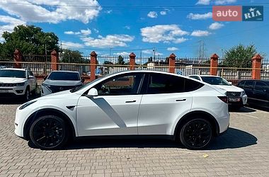 Позашляховик / Кросовер Tesla Model Y 2024 в Одесі