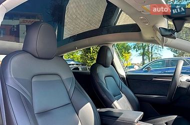Позашляховик / Кросовер Tesla Model Y 2024 в Одесі