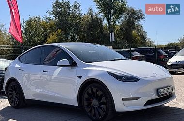 Внедорожник / Кроссовер Tesla Model Y 2022 в Бердичеве