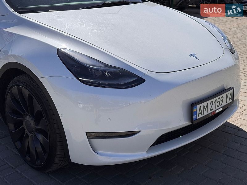 Внедорожник / Кроссовер Tesla Model Y 2022 в Бердичеве