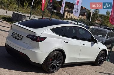 Внедорожник / Кроссовер Tesla Model Y 2022 в Бердичеве