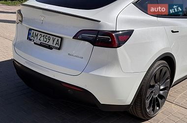 Внедорожник / Кроссовер Tesla Model Y 2022 в Бердичеве