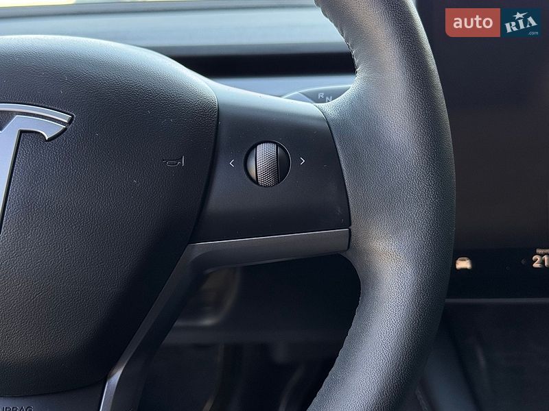 Внедорожник / Кроссовер Tesla Model Y 2022 в Бердичеве