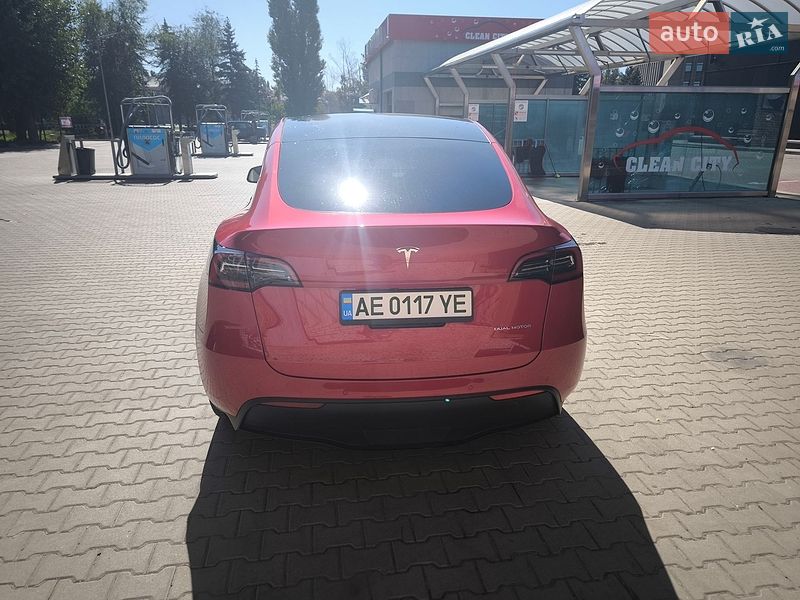 Позашляховик / Кросовер Tesla Model Y 2022 в Кривому Розі