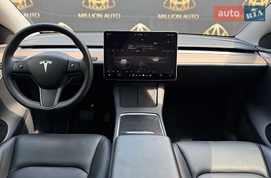 Внедорожник / Кроссовер Tesla Model Y 2022 в Киеве