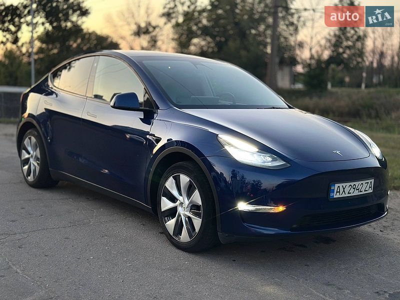 Позашляховик / Кросовер Tesla Model Y 2022 в Харкові