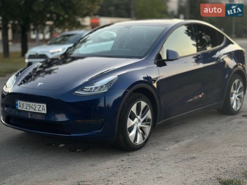 Позашляховик / Кросовер Tesla Model Y 2022 в Харкові