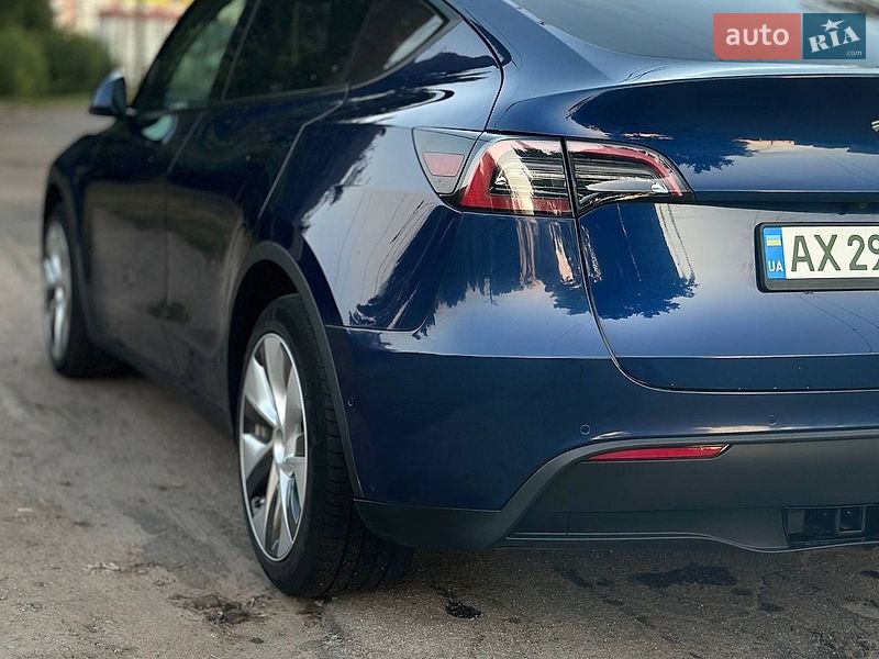 Позашляховик / Кросовер Tesla Model Y 2022 в Харкові