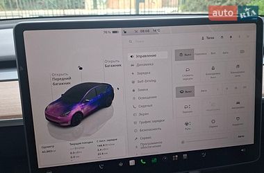 Позашляховик / Кросовер Tesla Model Y 2023 в Івано-Франківську