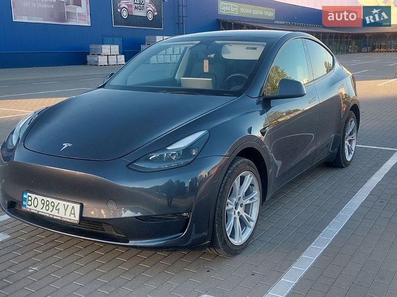 Tesla Model Y 2023 Tesla Model Y 2023