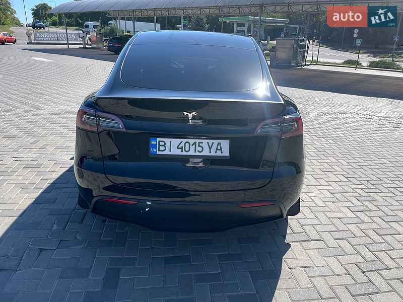 Позашляховик / Кросовер Tesla Model Y 2022 в Полтаві фото 3 Позашляховик / Кросовер Tesla Model Y 2022 в Полтаві