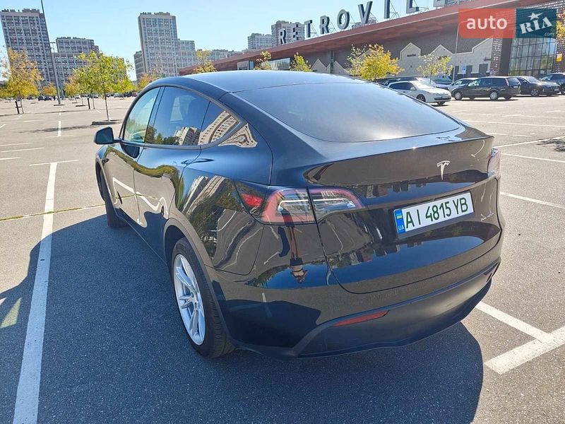 Позашляховик / Кросовер Tesla Model Y 2023 в Києві