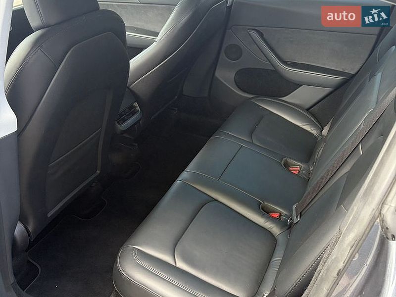 Позашляховик / Кросовер Tesla Model Y 2023 в Житомирі