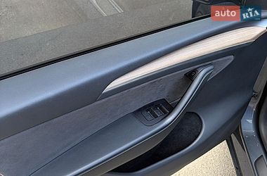 Позашляховик / Кросовер Tesla Model Y 2023 в Житомирі