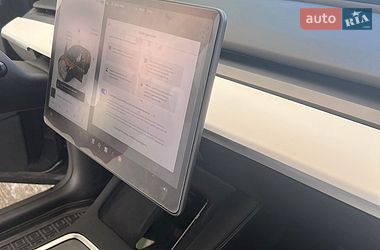 Внедорожник / Кроссовер Tesla Model Y 2024 в Хмельницком