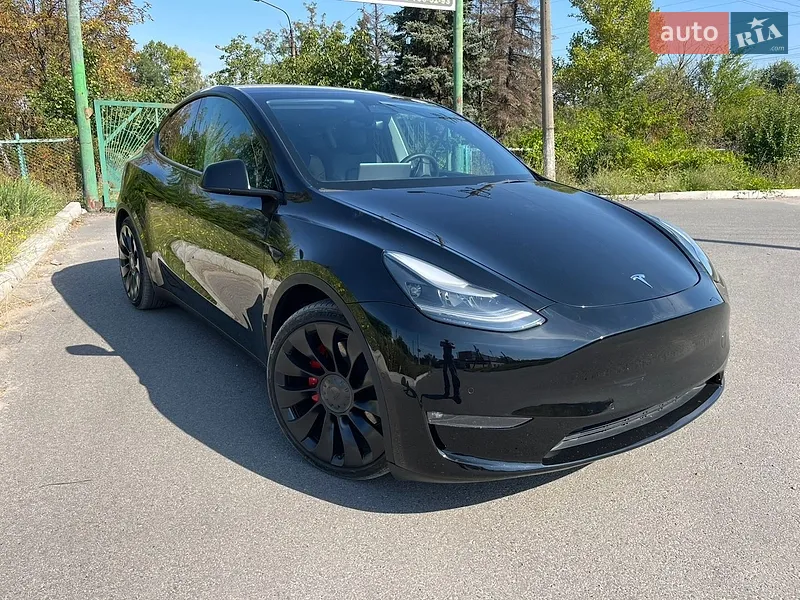 Tesla Model Y