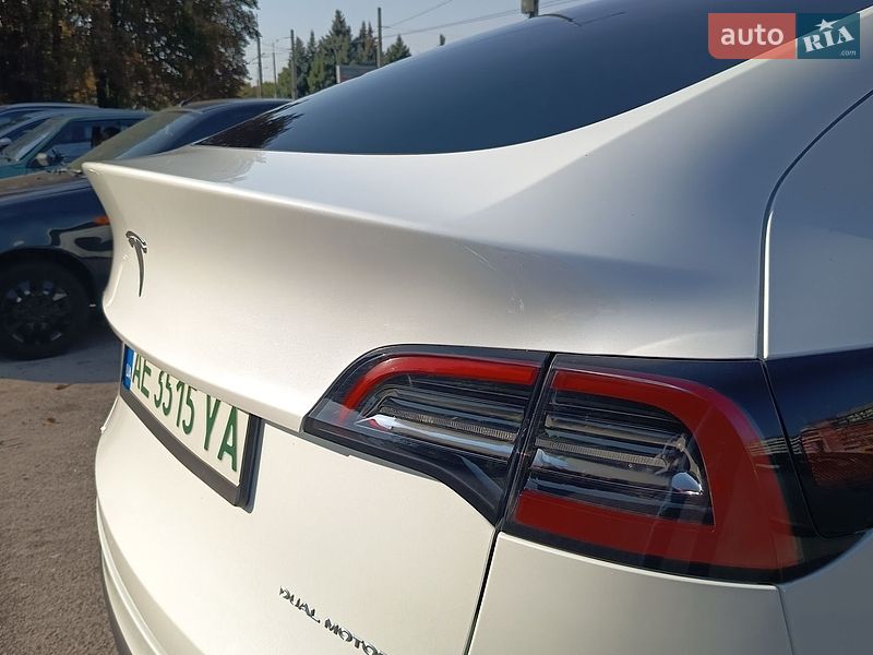 Седан Tesla Model Y 2022 в Дніпрі фото 13 Седан Tesla Model Y 2022 в Дніпрі
