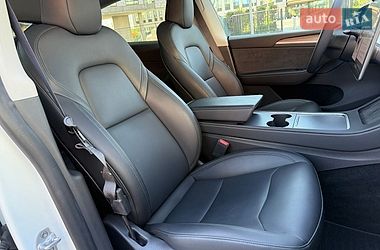 Внедорожник / Кроссовер Tesla Model Y 2023 в Киеве