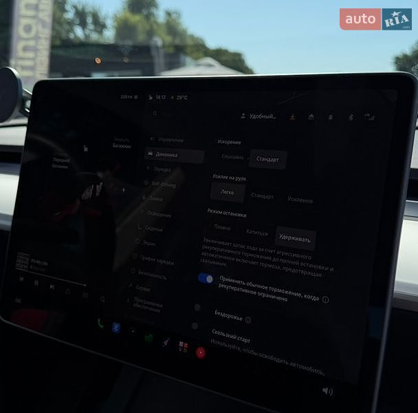 Внедорожник / Кроссовер Tesla Model Y 2023 в Киеве
