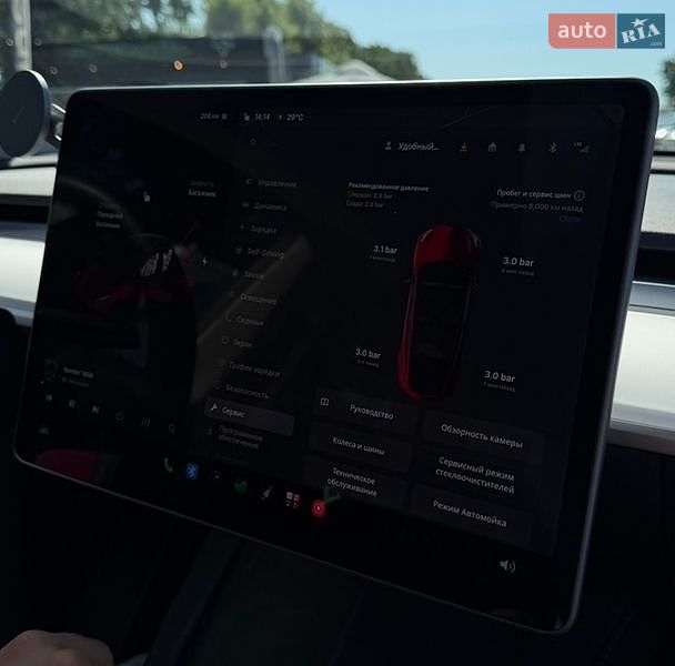 Внедорожник / Кроссовер Tesla Model Y 2023 в Киеве