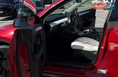 Внедорожник / Кроссовер Tesla Model Y 2023 в Киеве