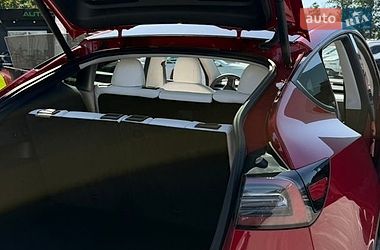 Внедорожник / Кроссовер Tesla Model Y 2023 в Киеве