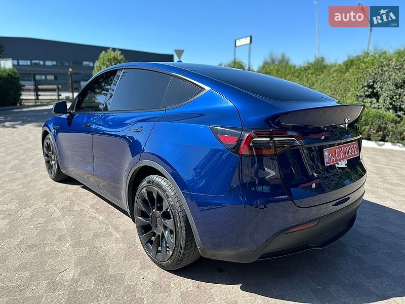 Позашляховик / Кросовер Tesla Model Y 2023 в Львові