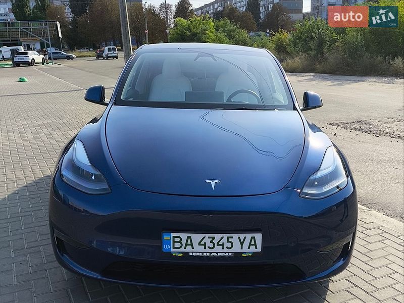 Внедорожник / Кроссовер Tesla Model Y 2024 в Кропивницком Внедорожник / Кроссовер Tesla Model Y 2024 в Кропивницком