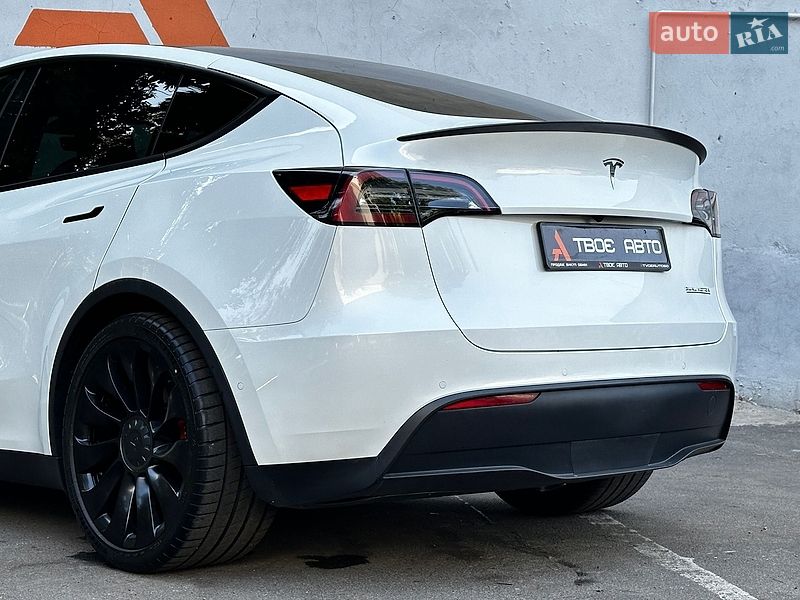 Внедорожник / Кроссовер Tesla Model Y 2021 в Одессе