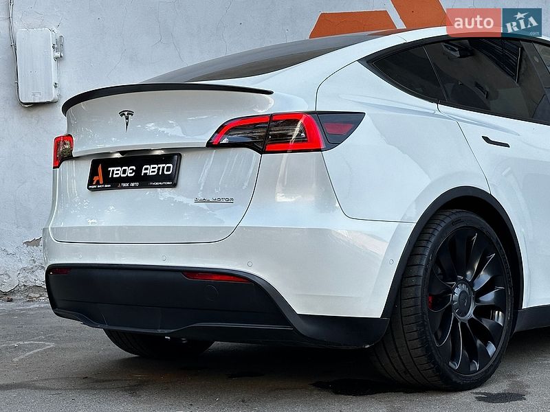 Внедорожник / Кроссовер Tesla Model Y 2021 в Одессе