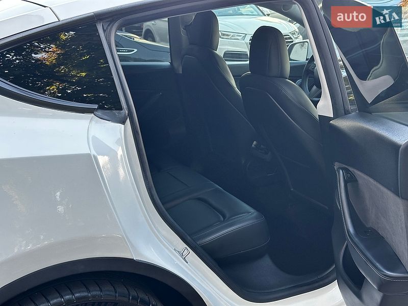 Внедорожник / Кроссовер Tesla Model Y 2021 в Одессе
