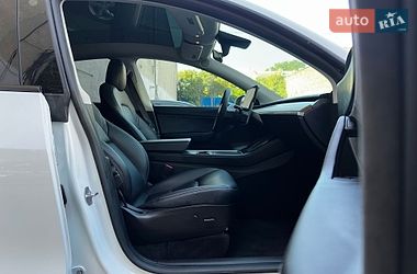 Внедорожник / Кроссовер Tesla Model Y 2021 в Одессе