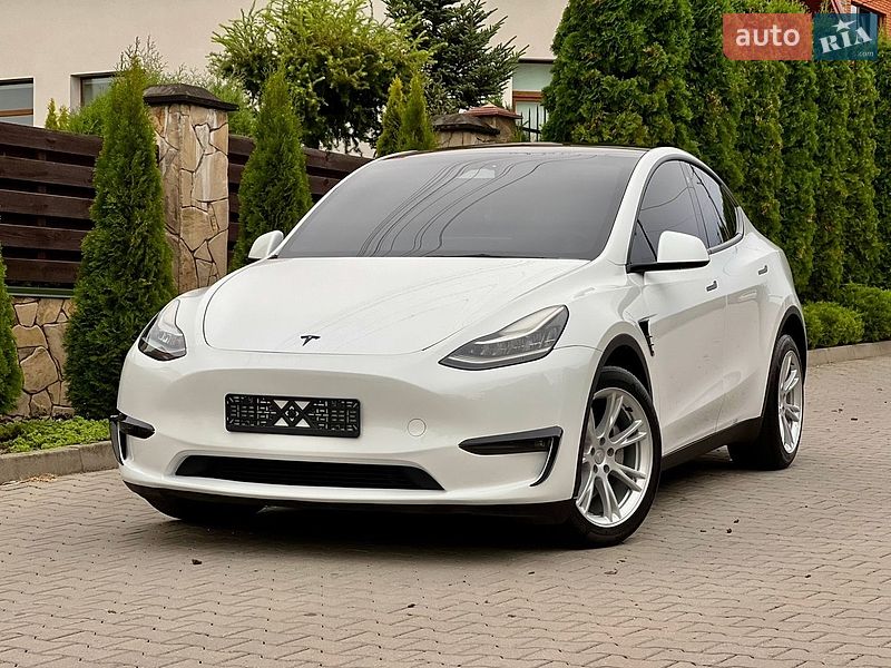 Внедорожник / Кроссовер Tesla Model Y 2023 в Хмельницком