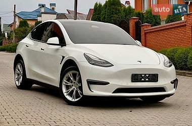 Внедорожник / Кроссовер Tesla Model Y 2023 в Хмельницком