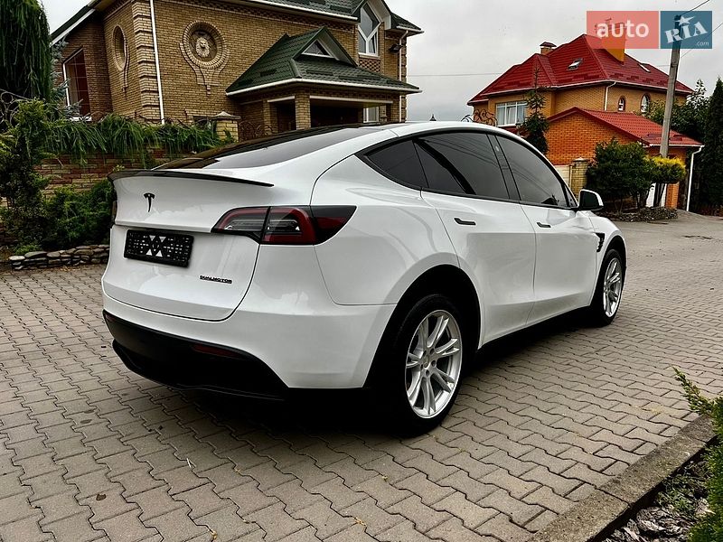 Внедорожник / Кроссовер Tesla Model Y 2023 в Хмельницком