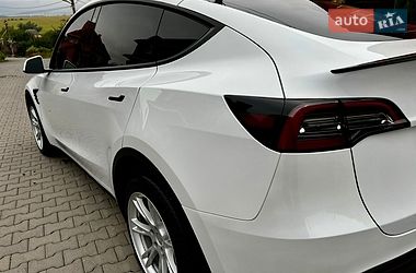 Позашляховик / Кросовер Tesla Model Y 2023 в Хмельницькому
