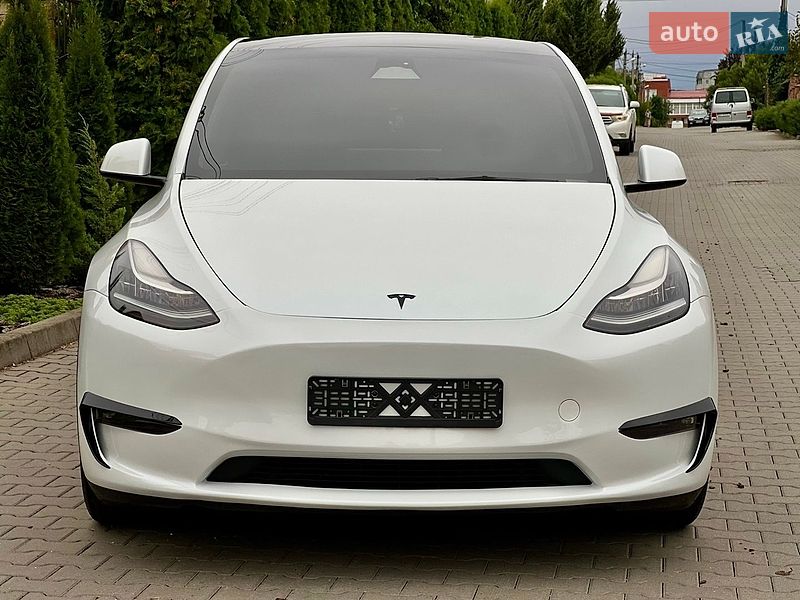 Внедорожник / Кроссовер Tesla Model Y 2023 в Хмельницком