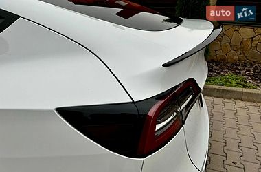 Позашляховик / Кросовер Tesla Model Y 2023 в Хмельницькому