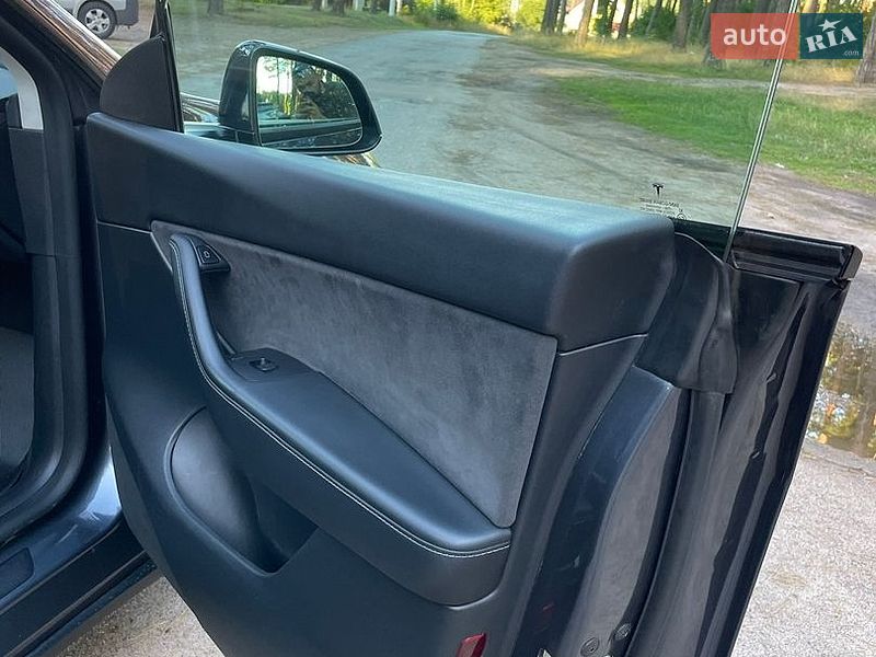 Внедорожник / Кроссовер Tesla Model Y 2022 в Житомире фото 18 Внедорожник / Кроссовер Tesla Model Y 2022 в Житомире