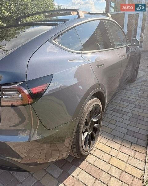 Позашляховик / Кросовер Tesla Model Y 2021 в Дніпрі