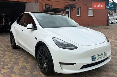 Позашляховик / Кросовер Tesla Model Y 2023 в Києві