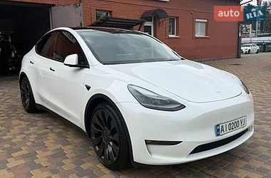 Позашляховик / Кросовер Tesla Model Y 2023 в Києві