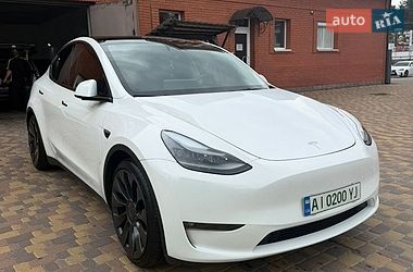 Позашляховик / Кросовер Tesla Model Y 2023 в Києві