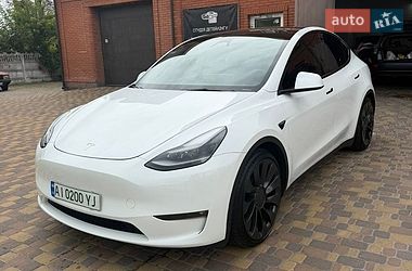 Позашляховик / Кросовер Tesla Model Y 2023 в Києві